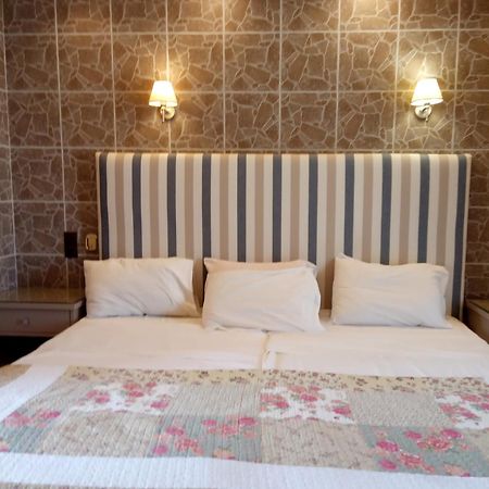 Residence Ionian St&Apts 阿尔戈斯托利翁 外观 照片